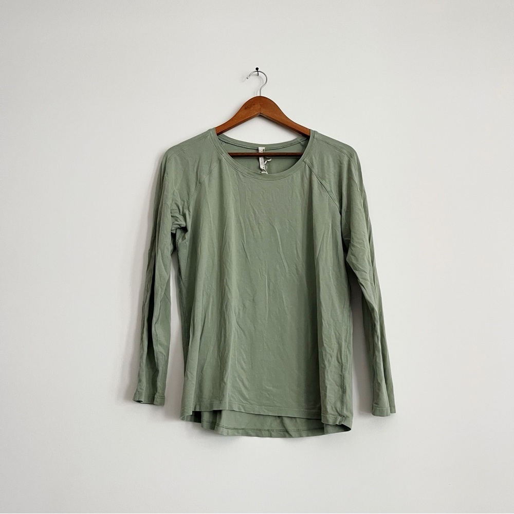 Lululemon sage green shirt